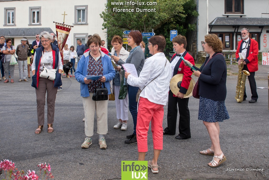 //media/jw_sigpro/users/0000001510/procession Saint Donat/Procession de Saint Donat-17